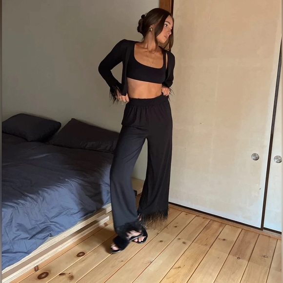 We Wore What Feather Modal Jersey Pull On Pant - Black - Picture 3 of 8